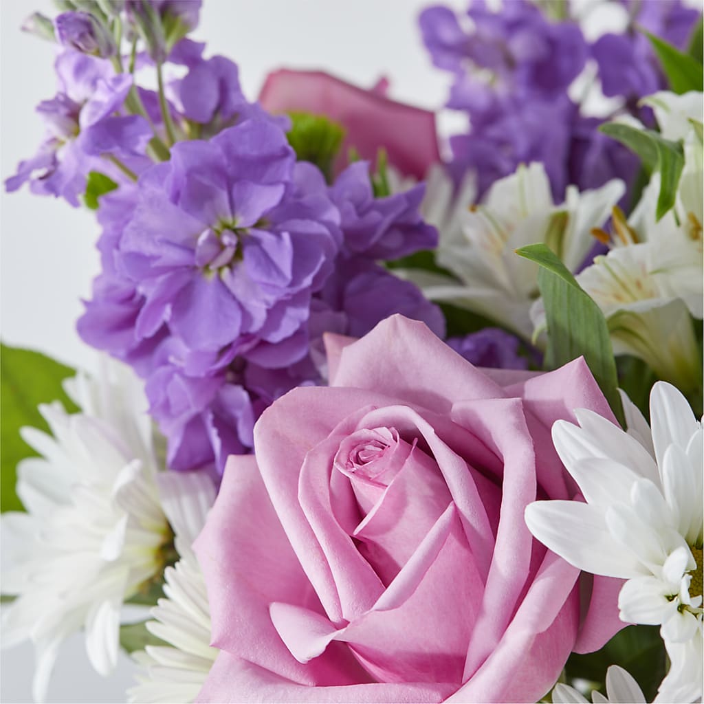 Garden of Peace Bouquet –  Blooms For You, Hamilton NJ