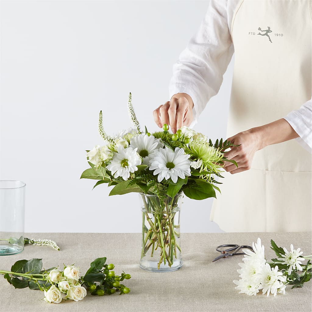 Irish Garden - A Florist Original –  Blooms For You, Hamilton NJ