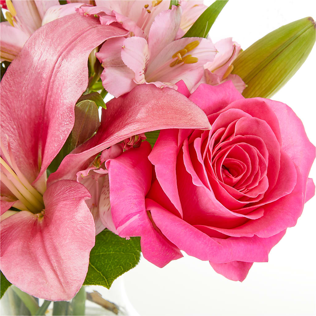Lots of Love Bouquet –  Blooms For You, Hamilton NJ