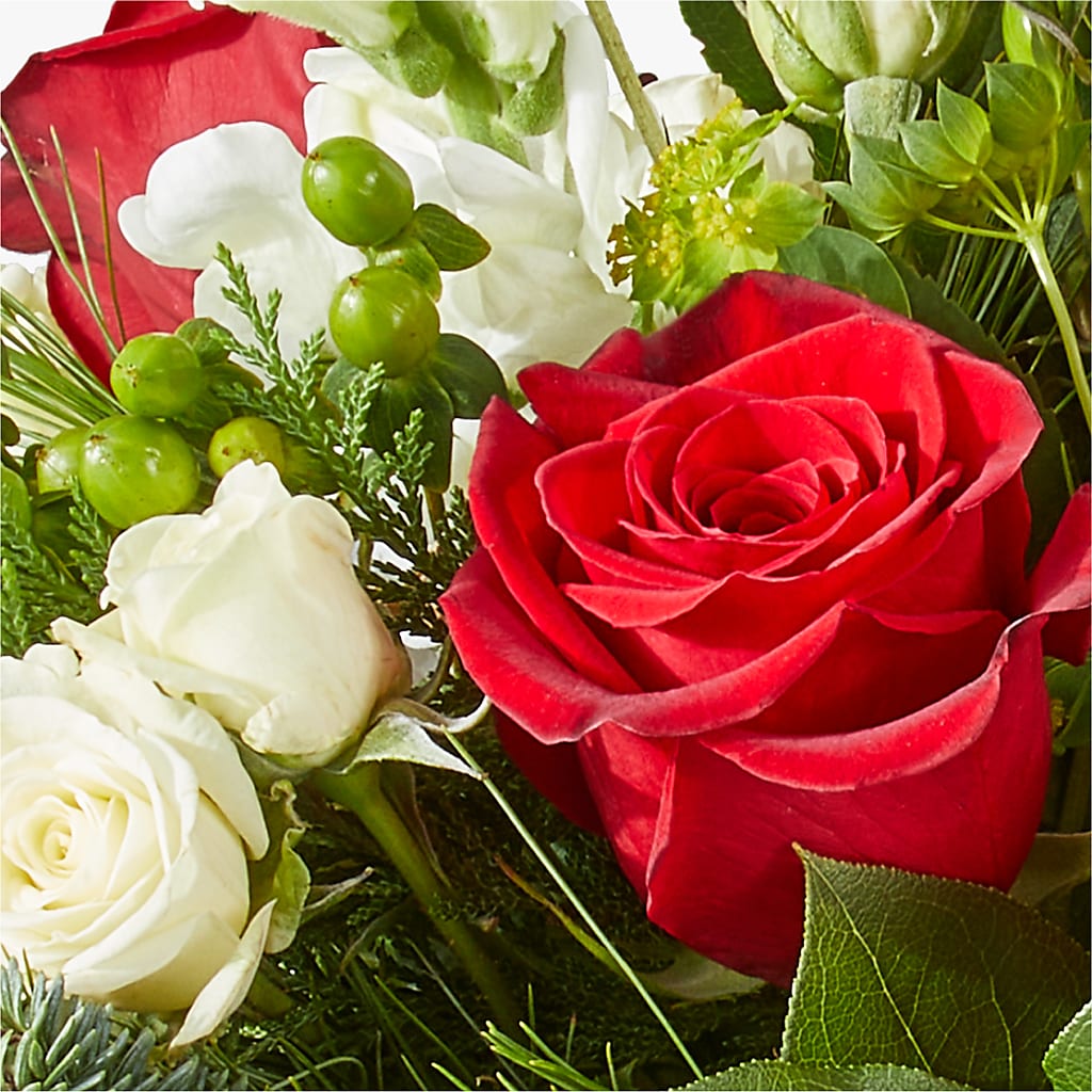 Deck the Halls Bouquet –  Blooms For You, Hamilton NJ