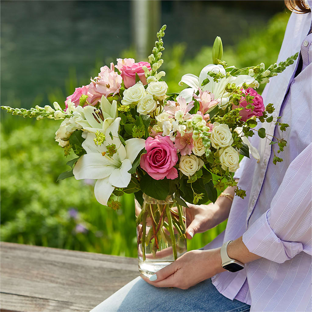Fondly Bouquet –  Blooms For You, Hamilton NJ